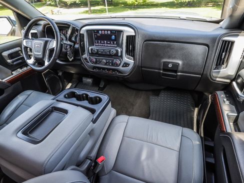 Used 2017 GMC Sierra 1500 SLT w/ SLT Preferred Package AWD/4WD image 32
