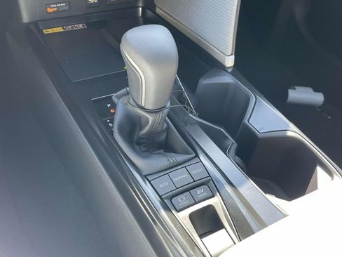 New 2026 Toyota Camry SE w/ Convenience Package image 15