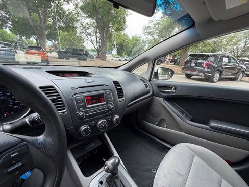 Used 2015 Kia Forte LX FWD image 15