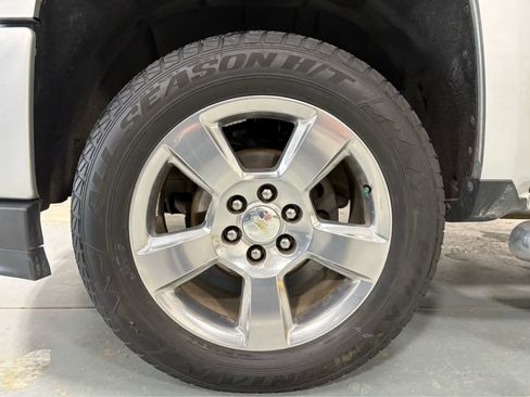 Used 2018 Chevrolet Silverado 1500 LT w/ Texas Edition image 8