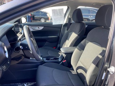 Used 2024 Kia Forte LXS image 20