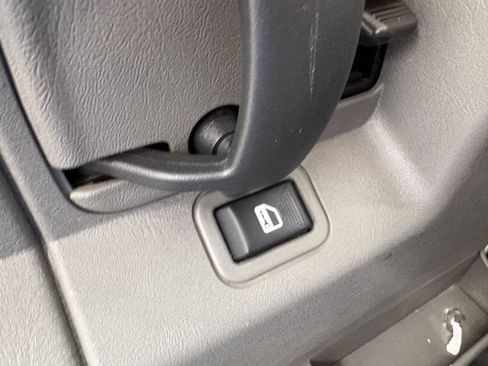 Used 2023 GMC Savana 3500 w/ Driver Convenience Package RWD image 26