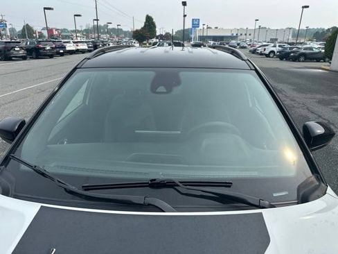 Used 2025 Jeep Compass Trailhawk AWD/4WD image 9