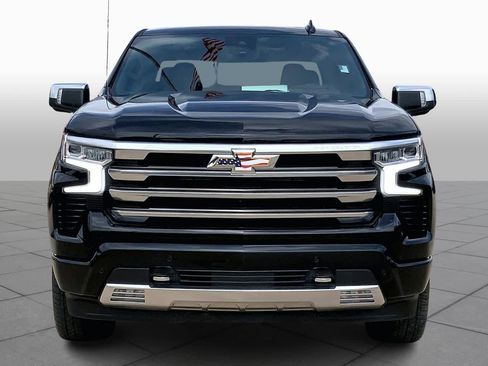 Used 2024 Chevrolet Silverado 1500 High Country w/ High Country Premium Package image 4