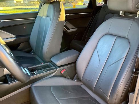 Used 2020 Audi Q3 2.0T Premium w/ Convenience Package image 7