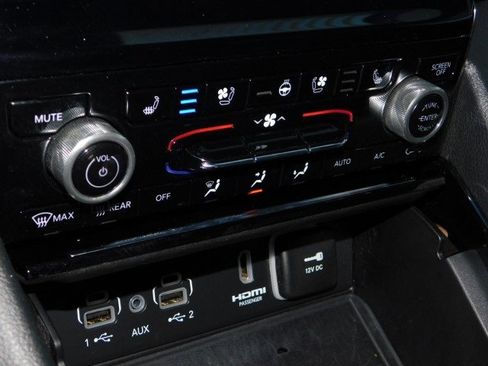 Used 2023 Jeep Grand Cherokee Overland w/ Adv Protech Group III image 22