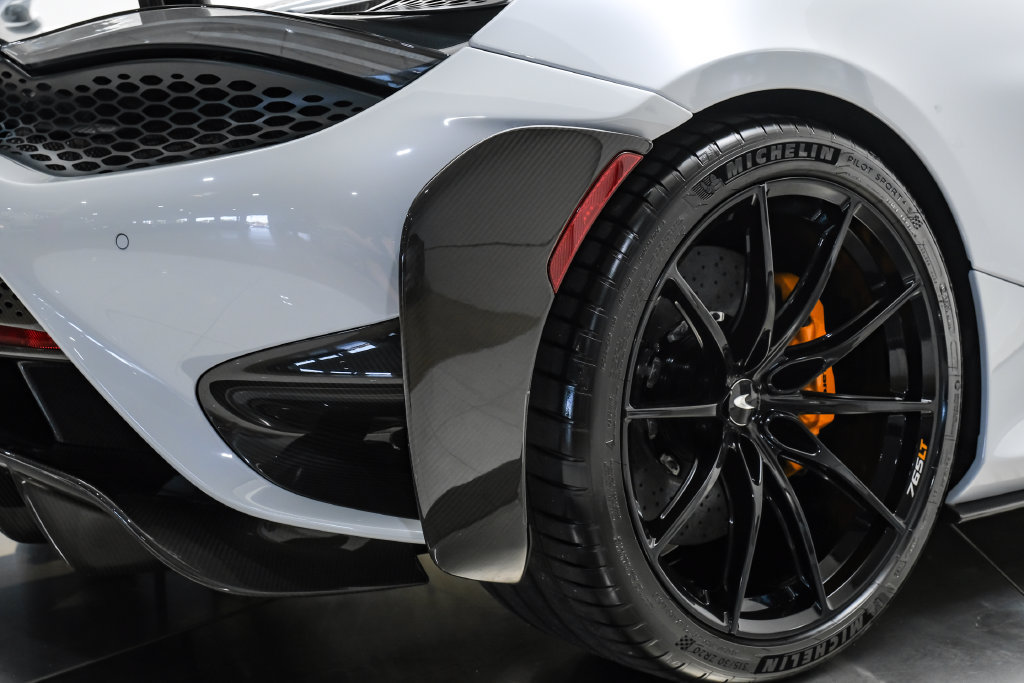 Used 2022 McLaren 765LT RWD image 40