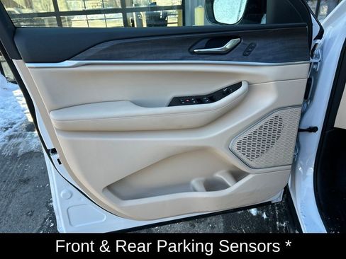New 2026 Jeep Grand Cherokee Limited AWD/4WD image 13