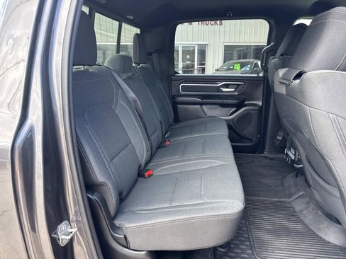 Used 2022 RAM 1500 Big Horn AWD/4WD image 9