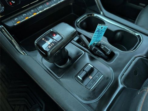 Used 2023 GMC Sierra 1500 AT4 w/ AT4 Premium Package image 24