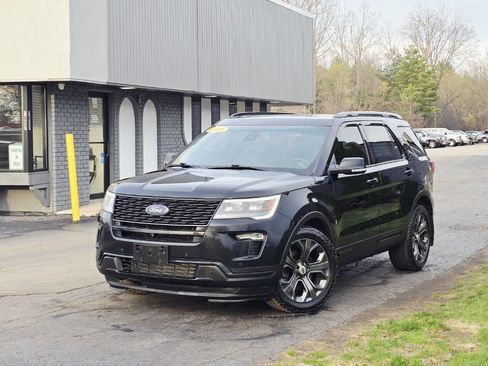 Used 2018 Ford Explorer Sport AWD/4WD image 2