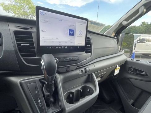 New 2026 Ford Transit 250 Low Roof RWD image 19