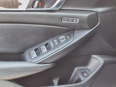 Used 2021 Honda Accord Touring image 20