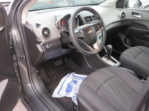 Used 2016 Chevrolet Sonic LT image 12