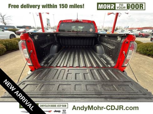 Used 2016 GMC Canyon SLE w/ Trailering Package image 25