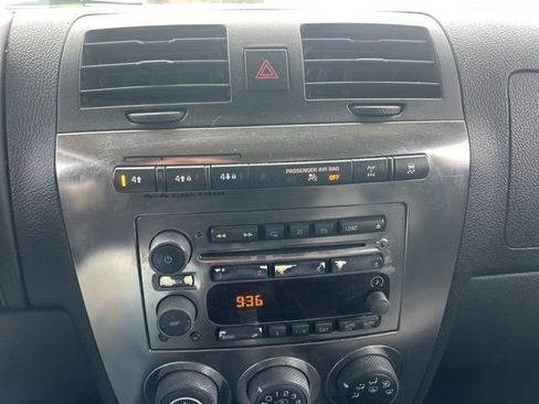 Used 2007 HUMMER H3 Luxury AWD/4WD image 13