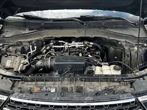 Used 2022 Ford Explorer XLT w/ Equipment Group 202A RWD image 33