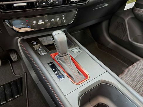 Certified 2025 Nissan Kicks SR AWD/4WD image 14