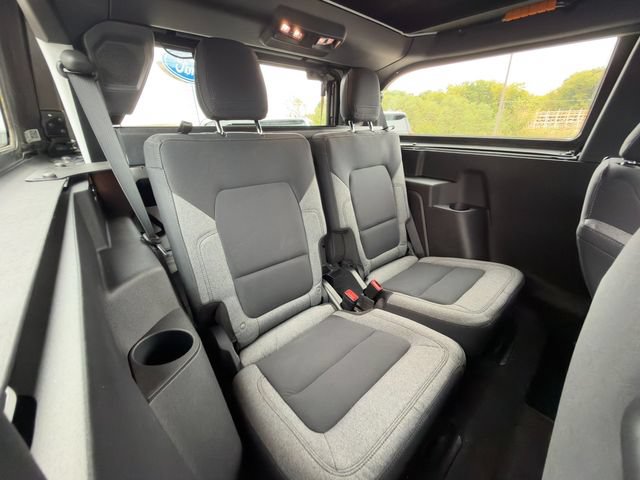 Used 2025 Ford Bronco 2-Door w/ Sasquatch Package AWD/4WD image 12