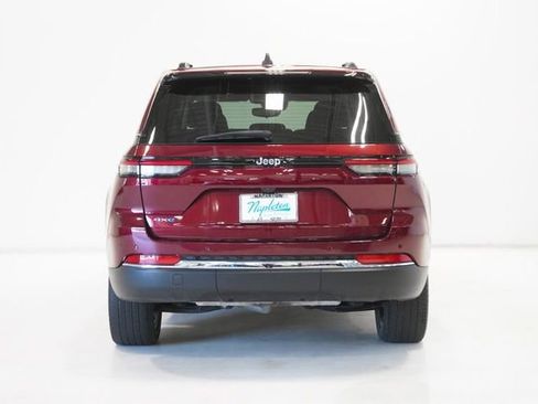 Used 2023 Jeep Grand Cherokee 4WD 4xe image 5