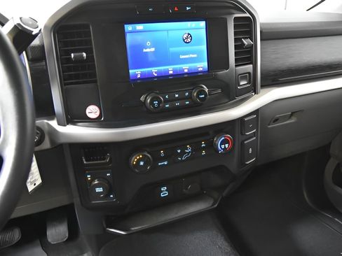 Used 2023 Ford F150 XLT AWD/4WD image 18