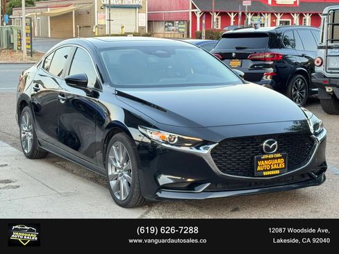 Used 2024 MAZDA MAZDA3 s FWD image 1