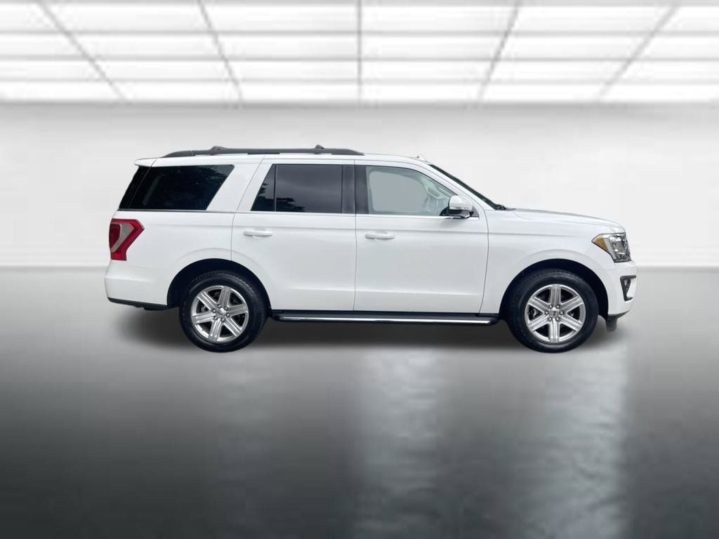 Used 2020 Ford Expedition XLT w/ Equipment Group 202A AWD/4WD image 6