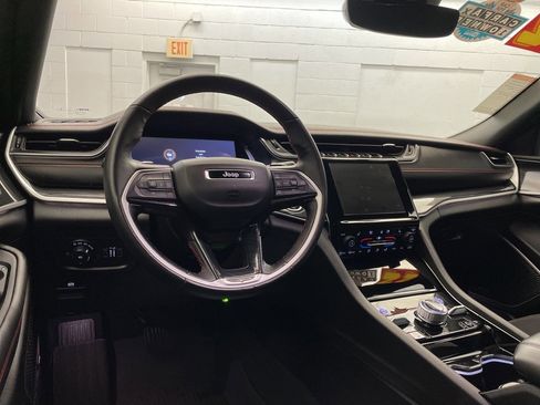 Certified 2022 Jeep Grand Cherokee Trailhawk image 13