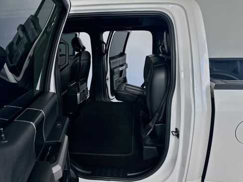 Used 2018 Ford F150 Platinum w/ Equipment Group 701A Luxury image 33