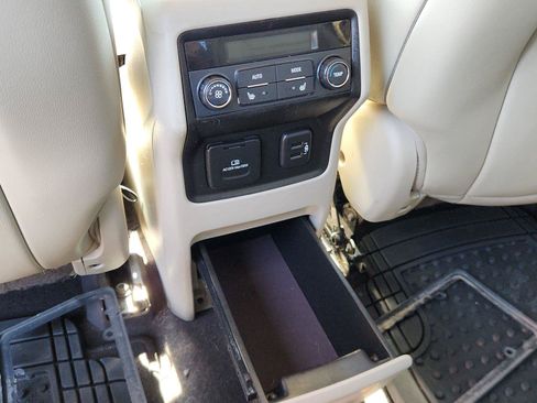 Used 2019 GMC Acadia Denali AWD/4WD image 12