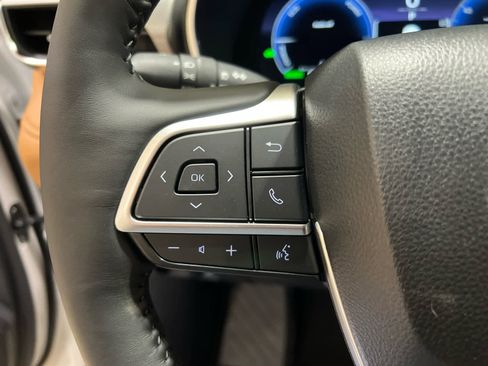 New 2026 Toyota Highlander Platinum image 23