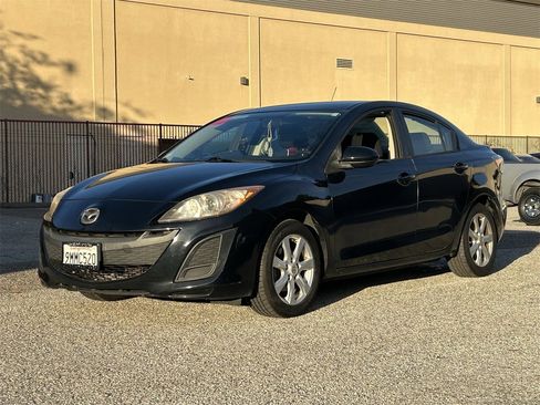 Used 2010 MAZDA MAZDA3 i Touring image 2
