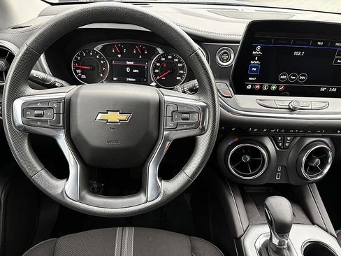 Used 2024 Chevrolet Blazer LT w/ Convenience Package FWD image 15