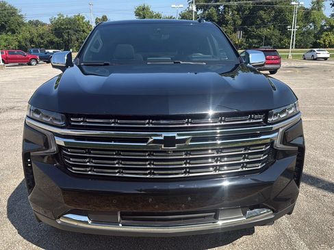 Used 2021 Chevrolet Tahoe Premier w/ Premium Package AWD/4WD image 8