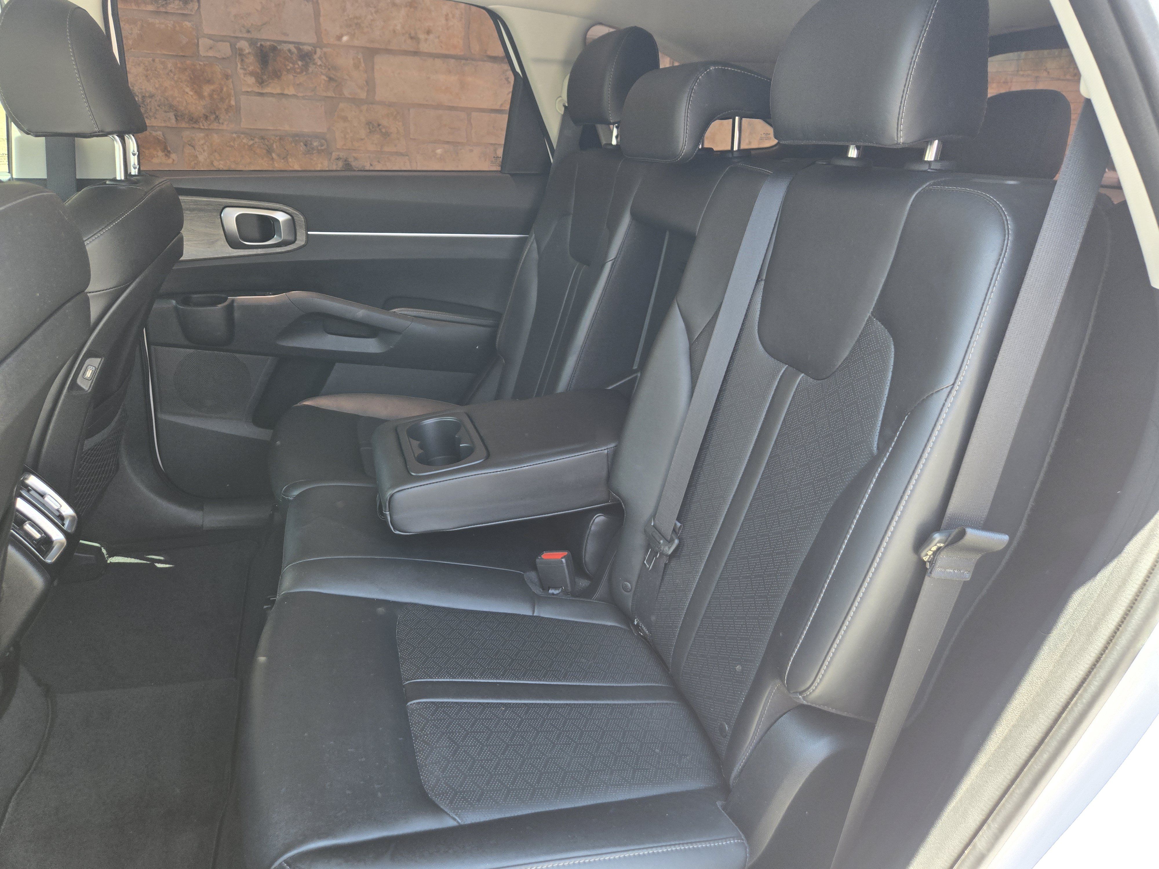 Used 2022 Kia Sorento S AWD/4WD image 7