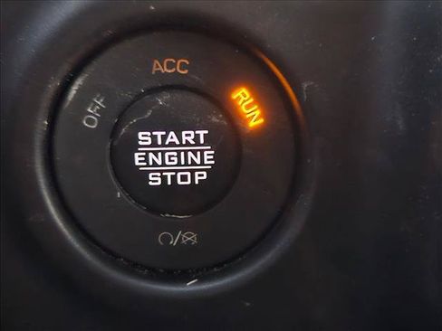 Used 2023 Jeep Wrangler Unlimited Rubicon w/ LED Lighting Group AWD/4WD image 22