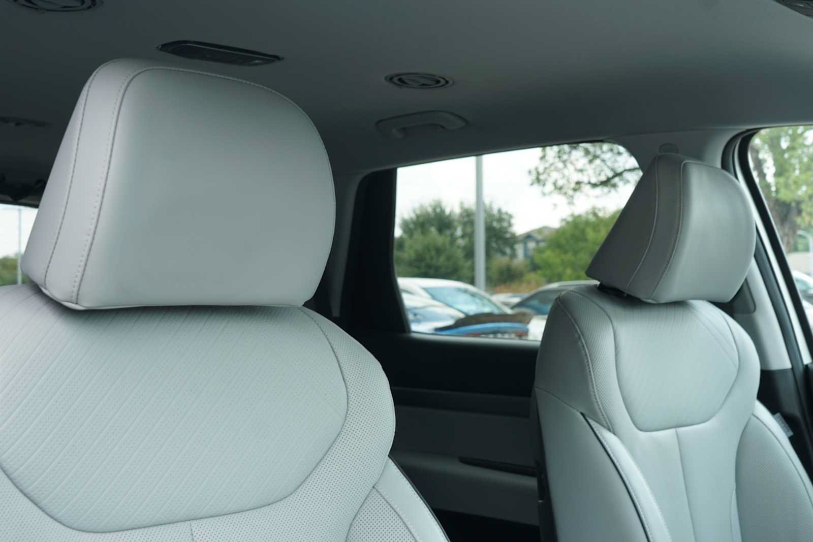 Used 2025 Hyundai Palisade SEL FWD image 28