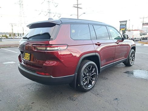 New 2025 Jeep Grand Cherokee L Limited w/ Trailer Tow Package AWD/4WD image 5