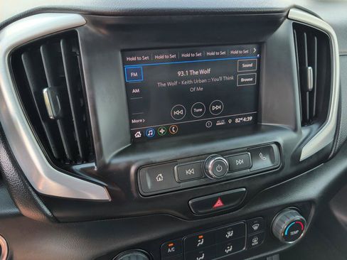 Used 2021 GMC Terrain SLE FWD image 25