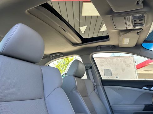 Used 2012 Acura TSX Sedan FWD image 17