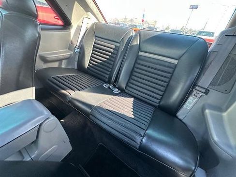 Used 1993 Ford Mustang LX image 12