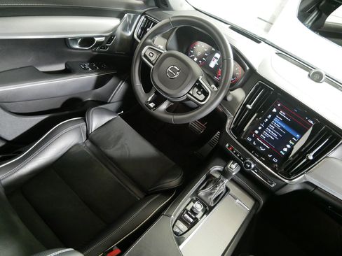 Used 2020 Volvo S90 T6 R-Design AWD/4WD image 9