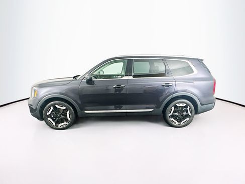 Used 2025 Kia Telluride S FWD image 4