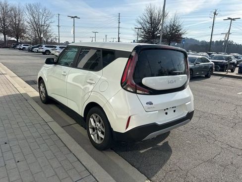 Certified 2024 Kia Soul LX w/ Option Group 015 image 5