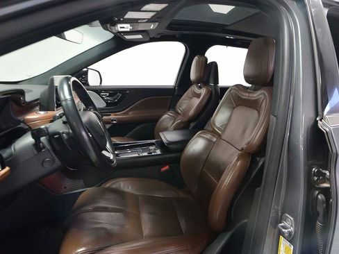 Used 2021 Lincoln Aviator Reserve w/ Equipment Group 201A image 8