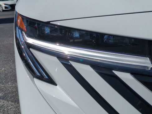 New 2026 Nissan Sentra SV image 10