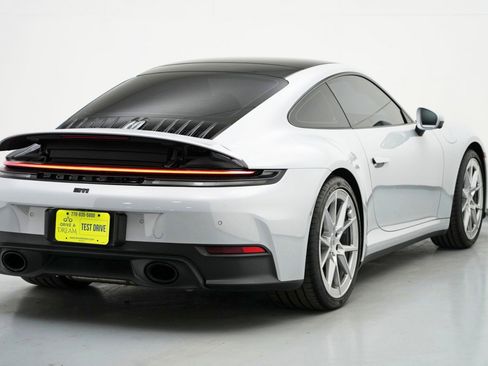 Used 2025 Porsche 911 Carrera image 46