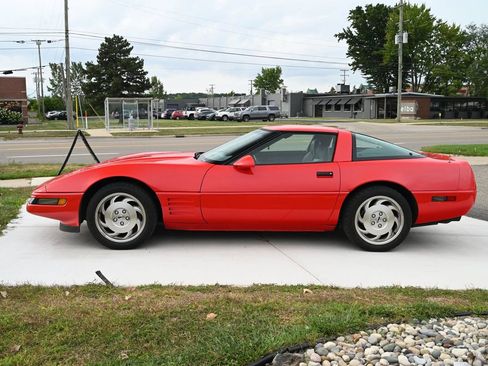 Used 1994 Chevrolet Corvette Base image 10