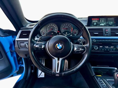 Used 2016 BMW M4 Convertible image 13