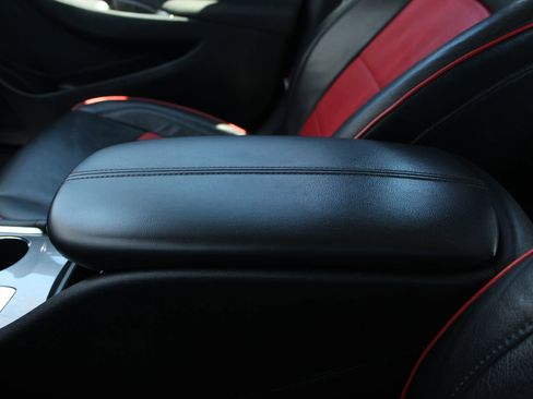 Used 2018 Chevrolet Malibu LT w/ Redline Edition image 19